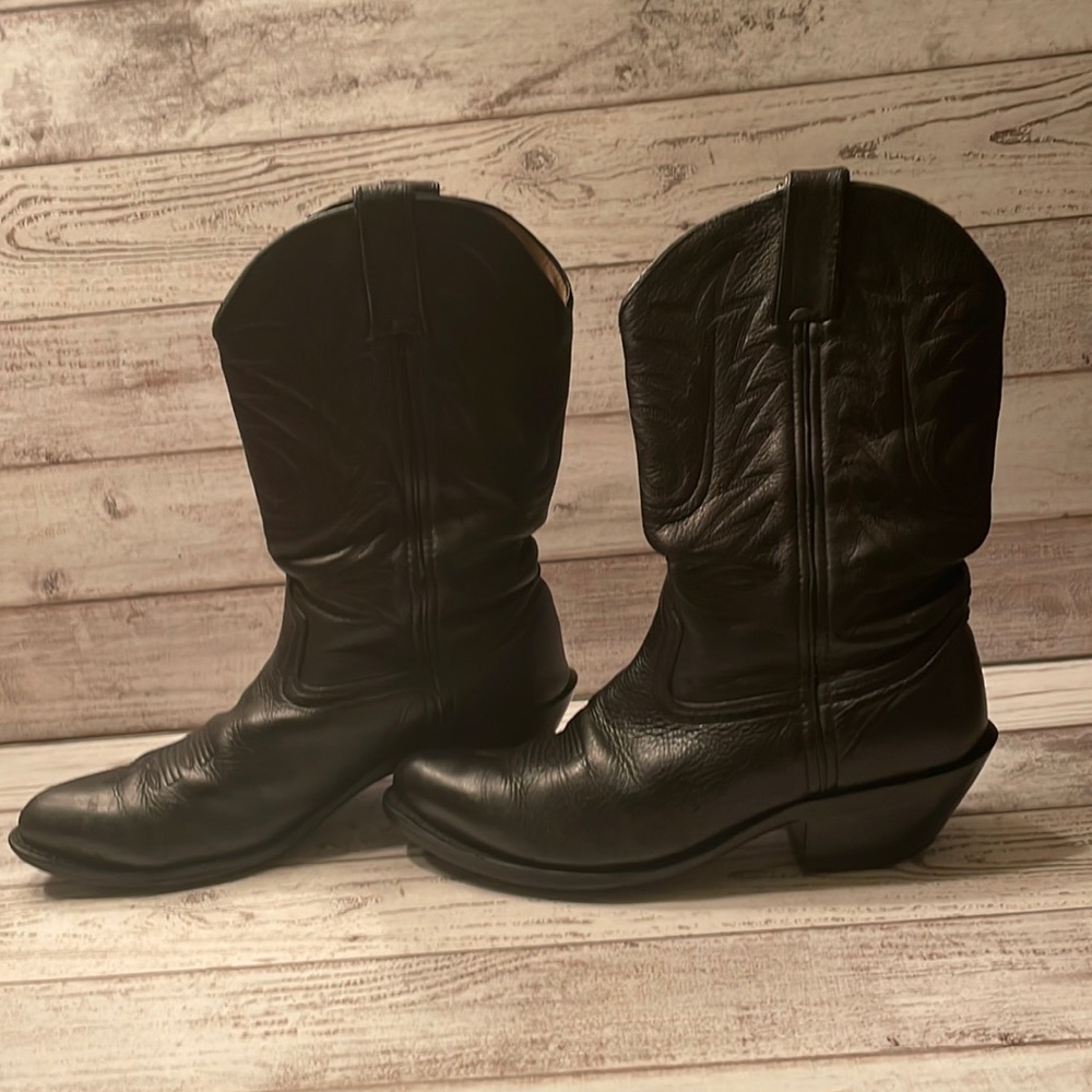 Durango black leather women’s cowboy boots size 8 1/2